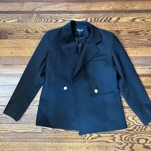 Elegant Women's Black Blazer